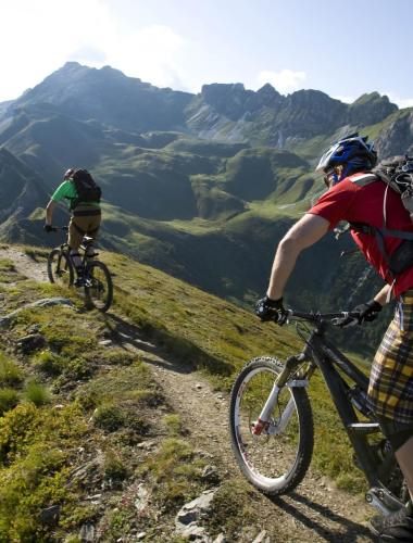 Mountainbiker oberhalb von Sterzing